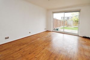 PYEFLEET CLOSE- click for photo gallery